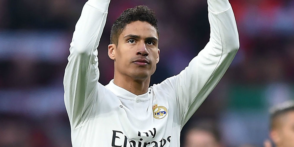 Raphael Varane Beralih ke PUMA